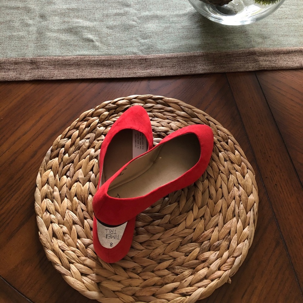 Red ballet flats